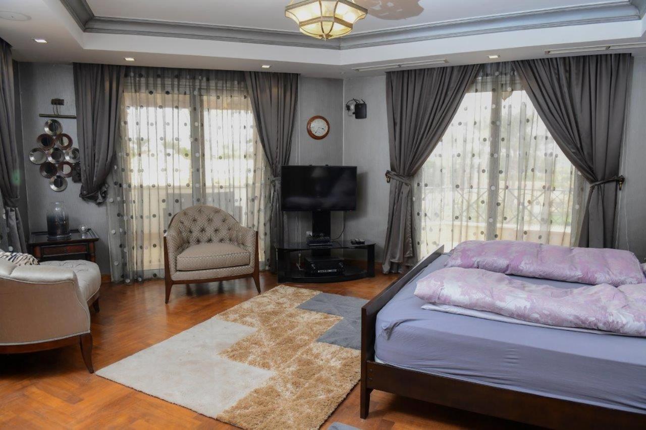 Al Mansouria Cairo